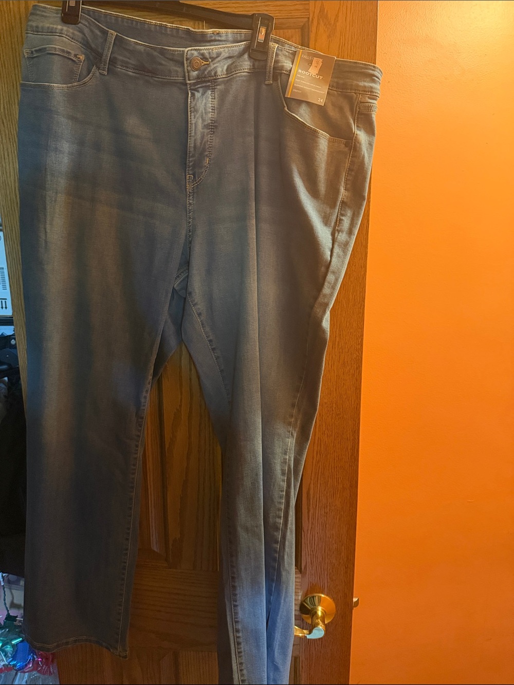 Falls creek light wash bootcut denim jeans (24)